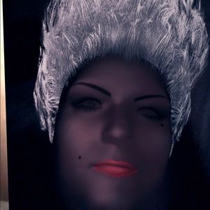 Meet your Posher, Janet